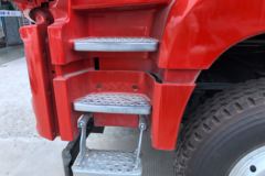 青岛解放 JH6重卡 430马力 8X4 8.4米自卸车