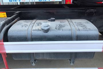 �ൺ��� JH6�ؿ� 430���� 8X4 8.4����ж��ͼƬ