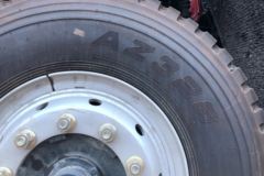 青岛解放 JH6重卡 430马力 8X4 8.4米自卸车