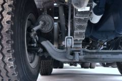 青岛解放 JH6重卡 430马力 8X4 8.4米自卸车