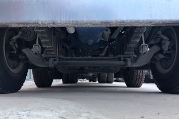 �ൺ��� JH6�ؿ� 430���� 8X4 8.4����ж��ͼƬ