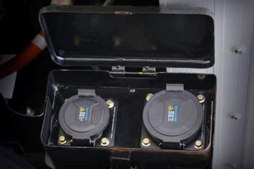 ���� ����EV 4.5T 4.15�׵��Ŵ��綯��ʽ�Ῠ73kWhͼƬ