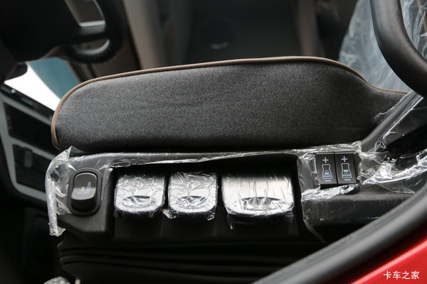 �������񶫷����ó� ����KL�ؿ� 465���� 8X4 9.6��