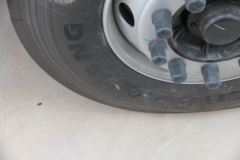 东风商用车 天龙KL重卡 465马力 8X4 9.6米栏板载货车(超速挡)