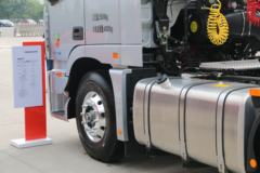 福田 欧曼EST 6系重卡 560马力 6X4牵引车(国六)