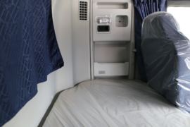 欧曼EST&nbsp;载货车驾驶室                                               图片