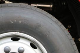 欧曼EST&nbsp;载货车底盘                                                图片