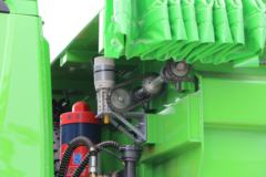 福田 欧曼GTL 9系重卡 北方版 375马力 6X4 6米自卸车(BJ3259DLPKE-AD)