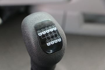 ���� ŷ��EST 6ϵ�ؿ� 510���� 6X4ǣ����(ZF16��)(BJ4259SMFKB-AC)ͼƬ