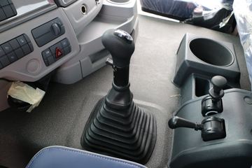 ���� ŷ��EST 6ϵ�ؿ� 510���� 6X4ǣ����(ZF16��)(BJ4259SMFKB-AC)ͼƬ