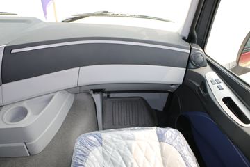 ���� ŷ��EST 6ϵ�ؿ� 510���� 6X4ǣ����(ZF16��)(BJ4259SMFKB-AC)ͼƬ