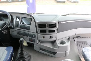 ���� ŷ��EST 6ϵ�ؿ� 510���� 6X4ǣ����(ZF16��)(BJ4259SMFKB-AC)ͼƬ