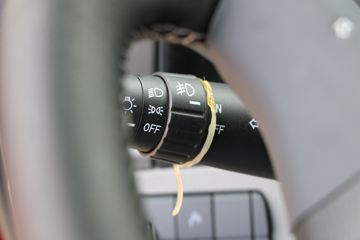 ���� ŷ��EST 6ϵ�ؿ� 510���� 6X4ǣ����(ZF16��)(BJ4259SMFKB-AC)ͼƬ