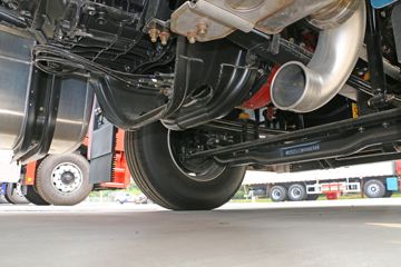 ���� ŷ��EST 6ϵ�ؿ� 510���� 6X4ǣ����(ZF16��)(BJ4259SMFKB-AC)ͼƬ