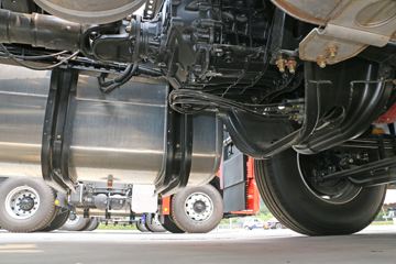 ���� ŷ��EST 6ϵ�ؿ� 510���� 6X4ǣ����(ZF16��)(BJ4259SMFKB-AC)ͼƬ