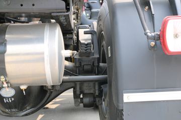 ���� ŷ��EST 6ϵ�ؿ� 510���� 6X4ǣ����(ZF16��)(BJ4259SMFKB-AC)ͼƬ