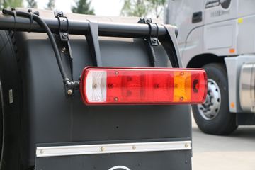 ���� ŷ��EST 6ϵ�ؿ� 510���� 6X4ǣ����(ZF16��)(BJ4259SMFKB-AC)ͼƬ