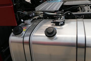 ���� ŷ��EST 6ϵ�ؿ� 510���� 6X4ǣ����(ZF16��)(BJ4259SMFKB-AC)ͼƬ