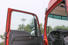 福田 欧曼新ETX 6系重卡 280马力 8X2 9.6米厢式载货车(BJ5313XXY-AC)