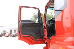 福田 欧曼新ETX 6系重卡 280马力 8X2 9.6米厢式载货车(BJ5313XXY-AC)
