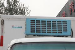 庆铃 五十铃 130马力 4X2 冷藏车(中集牌)(ZJV5048XLCSD)