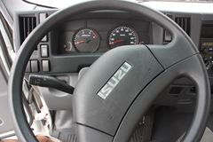 庆铃 700P系列中卡 175马力 4X2 6米栏板载货车(QL1100TMAR)