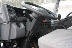 庆铃 700P系列中卡 175马力 4X2 6米栏板载货车(QL1100TMAR)