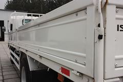 庆铃 700P系列中卡 175马力 4X2 6米栏板载货车(QL1100TMAR)