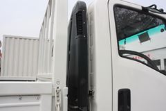 庆铃 700P系列中卡 175马力 4X2 6米栏板载货车(QL1100TMAR)