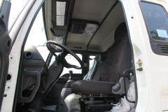 庆铃 FVR重卡 240马力 4X2 7.1米厢式载货车(QL5150XWQFRJ)