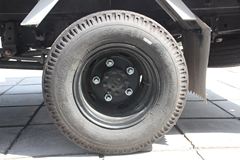 庆铃 五十铃100P 95马力 4.25米单排厢式轻卡