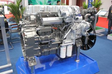 联合动力YC6K420-30 420马力 12L 国三 柴油发动机