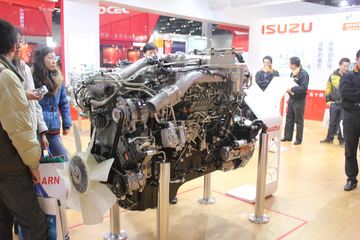 江西五十铃6WA1-TC 360马力 12L 国三 柴油发动机