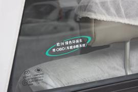 D22 皮卡外观                                                图片