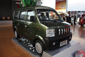 2011款 东风小康 V27 简单型 80马力 1.3L面包车