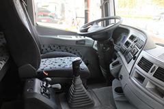 福田 欧曼GTL 9系重卡 345马力 4X2牵引车(BJ4189SLFKA)