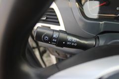 福田 拓陆者 2012款 四驱 2.8L柴油 双排皮卡(BJ2037)