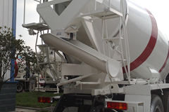 陕汽重卡 德龙F2000 340马力 6X4 混凝土搅拌车(SX5255GJBDR384)