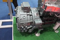 玉柴YC6G255-20 255马力 7.8L 国二 柴油发动机