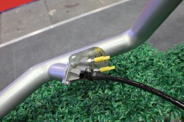 ����CY4102-CS5B 140���� 3.86L ���� ���ͷ�����ͼƬ