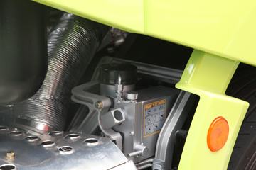 һ����� J7�ؿ� 560���� 4X2 ǣ����(����)(CA4180P77K25E6)ͼƬ