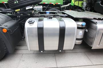 һ����� J7�ؿ� 560���� 4X2 ǣ����(����)(CA4180P77K25E6)ͼƬ