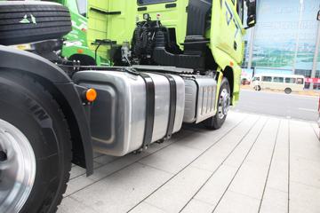 һ����� J7�ؿ� 560���� 4X2 ǣ����(����)(CA4180P77K25E6)ͼƬ