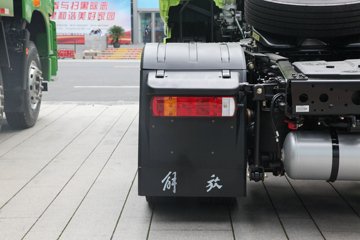 һ����� J7�ؿ� 560���� 4X2 ǣ����(����)(CA4180P77K25E6)ͼƬ