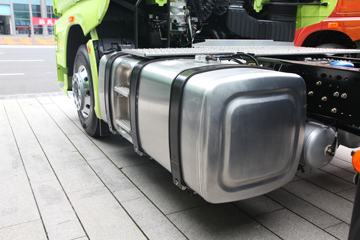 һ����� J7�ؿ� 560���� 4X2 ǣ����(����)(CA4180P77K25E6)ͼƬ