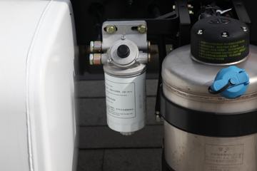 �ൺ��� ��VH�п� 220���� 4X2 6.75�׵��������ػ���(����)(CA1180PK15L2E6A80)ͼƬ