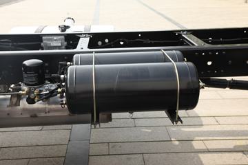 �ൺ��� ��VH�п� 220���� 4X2 6.75�׵��������ػ���(����)(CA1180PK15L2E6A80)ͼƬ