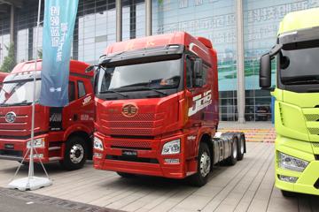 青岛解放 JH6重卡 领航版 560马力 6X4牵引车(国六)(CA4259P25K2T1E6A80)