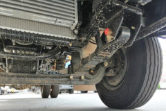 江铃 凯运升级版 115马力 3.105米双排厢式轻卡(JX5040XXYXSGB2)