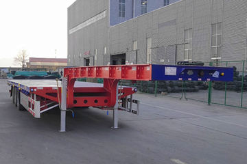 锣响 13.75米低平板半挂车